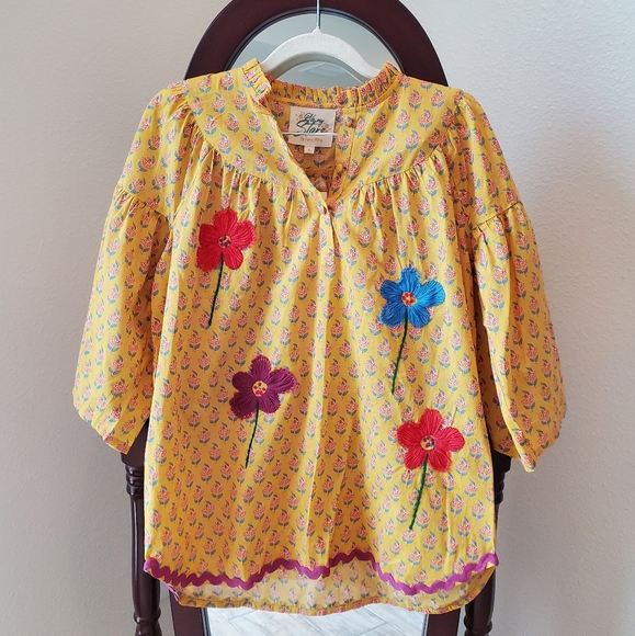NWT Oh My Stars Floral Abigail Embroidered Top - Picture 2 of 8